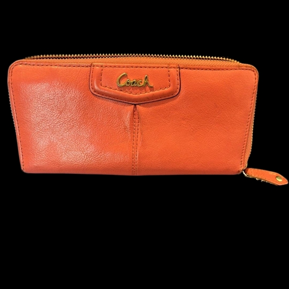 Vintage Coach Wallet - Picture 1 of 8